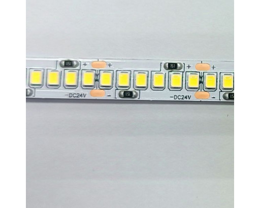 Лента 24v IP20 ХОЛОДНЫЙ белый 24W/m КАТУШКА 5м ШИРИНА 10мм SMD2835 240LED/м 6500К CRI=93, 2835-240-24V-CW-IP20 черн. короб